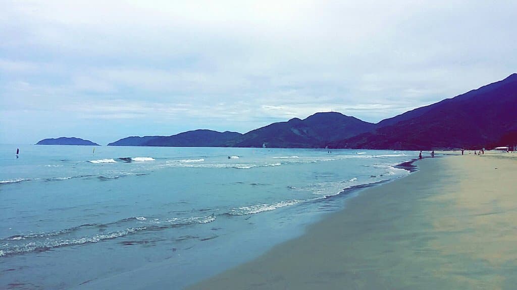 Lang Co Beach