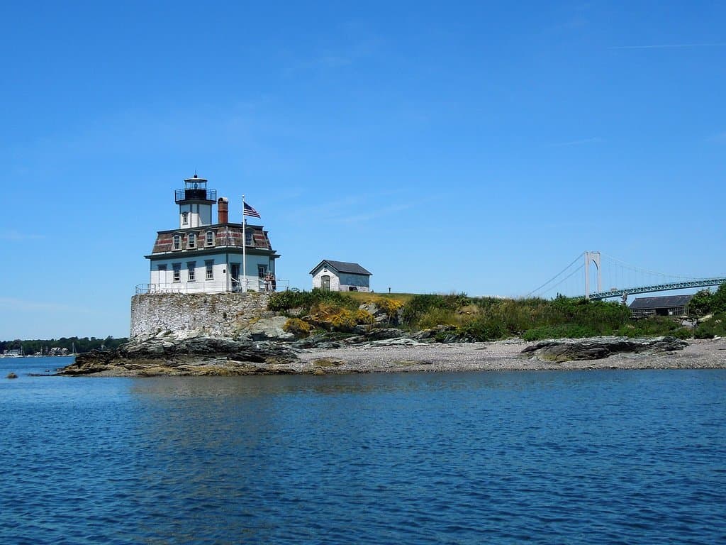 Rose Island Lighthouse upon approach by boat