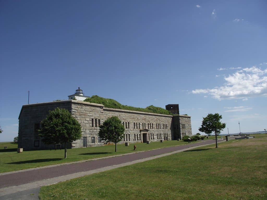 MA - NEW BEDFORD - FORT TABER PARK - FORT RODMAN #1