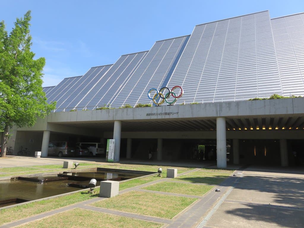 エムウエーブ