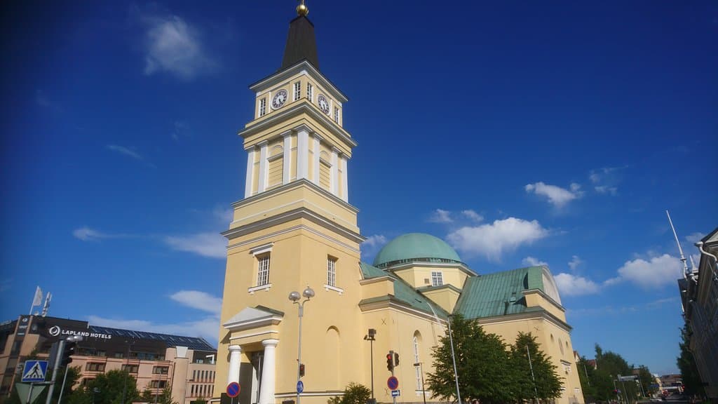 Die Domkirche an einem schönen Sommertag