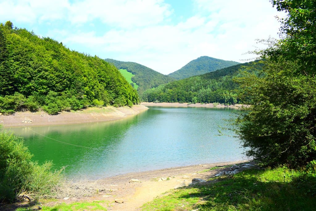 Otra vista del embalse