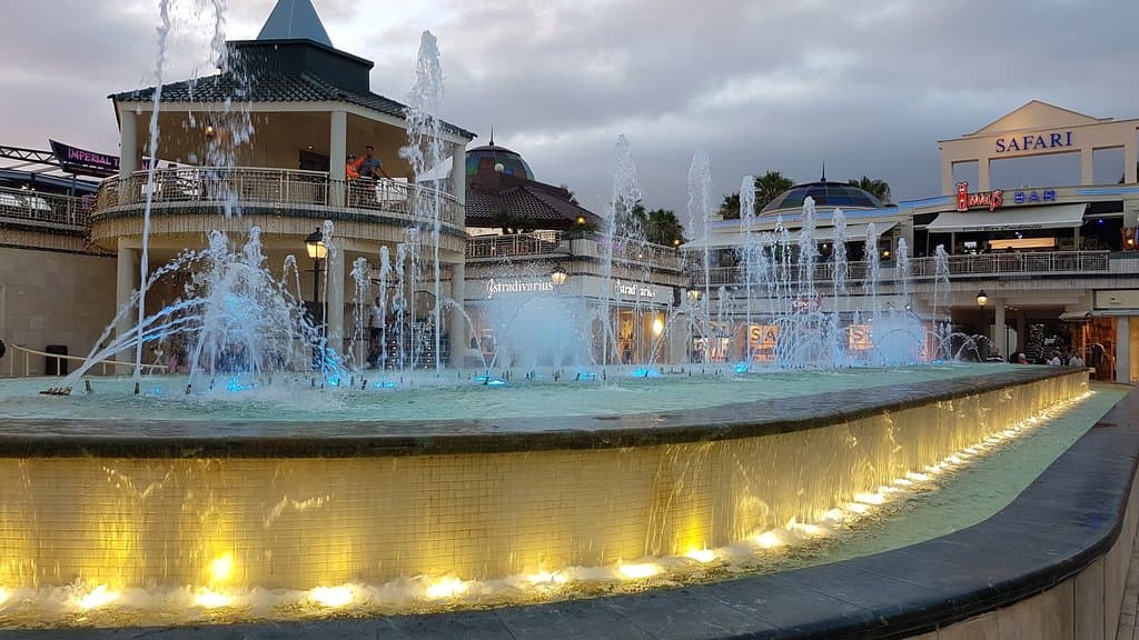 Light and Music Fountain