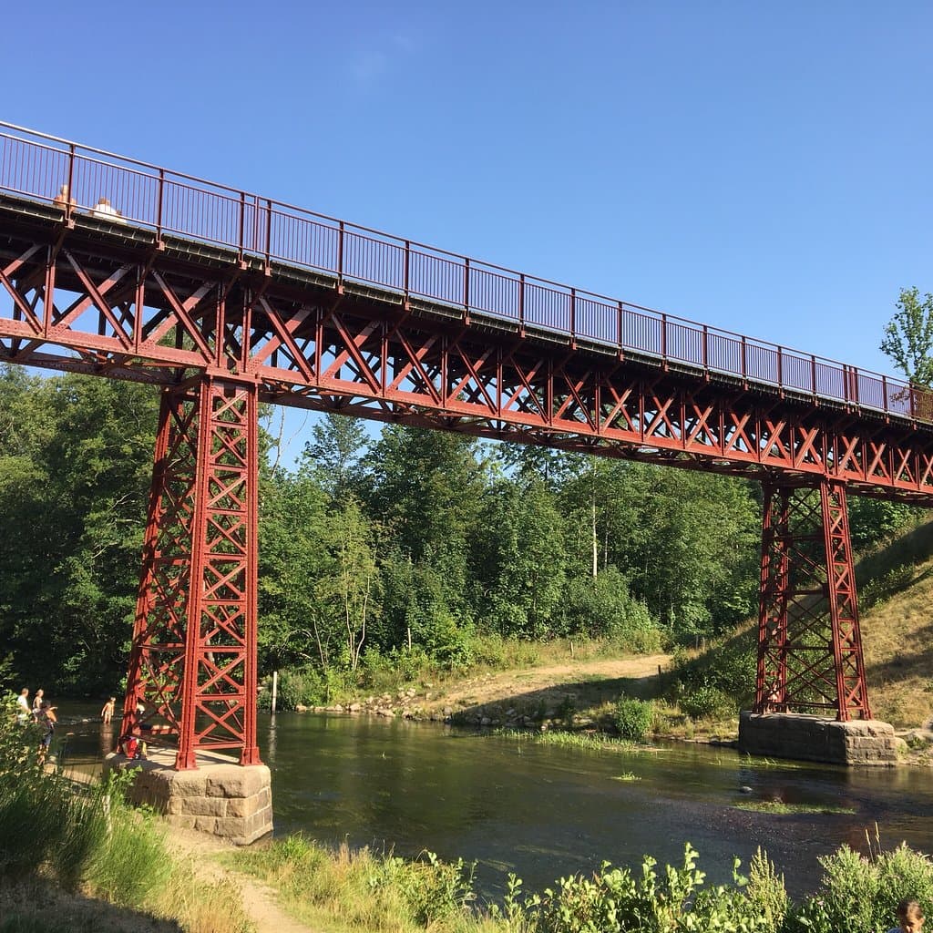 Den Genfundne Bro (Uncovered Bridge)