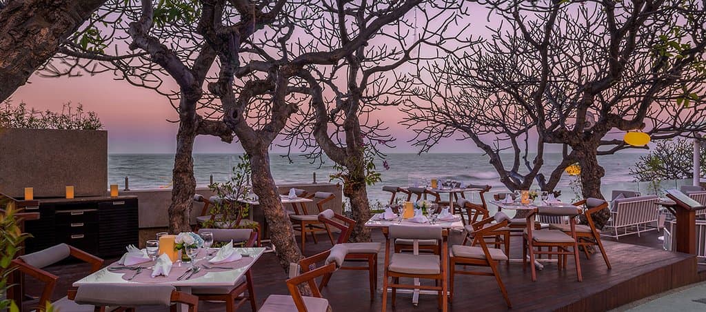 Chay Had Beach Front Restaurant & Lounge