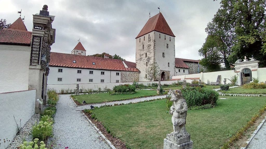 Schloss Neuburg am Inn
