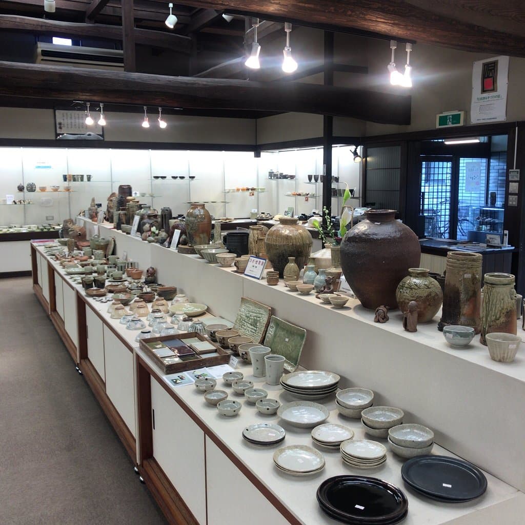 伊賀焼伝統産業会館