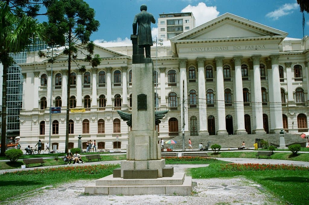 Universidade Federal do Paraná