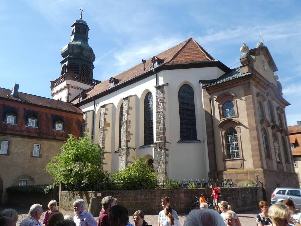 Klosterkirche von hinten