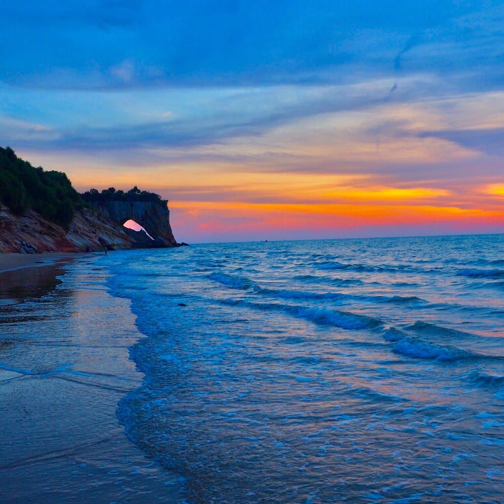 Tusan Beach and Tusan Horse Head Cliff, Miri, Sarawak