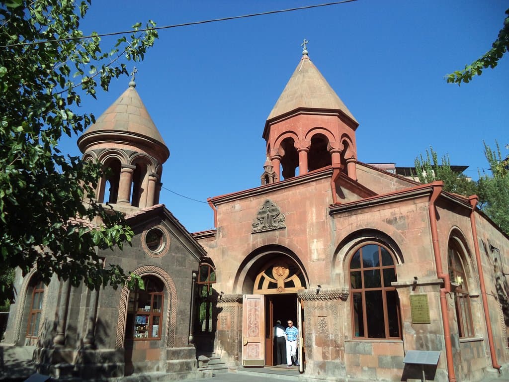 Zoravor Surp Astvatsatsin Church