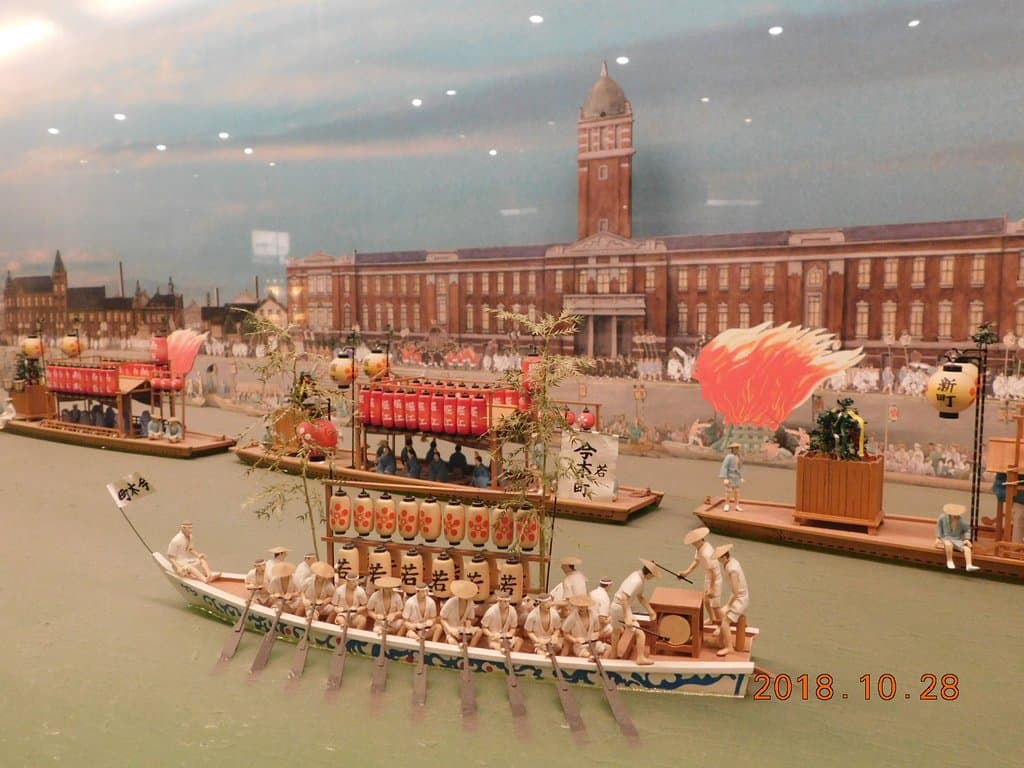 ８階　展示品一例　天神祭り