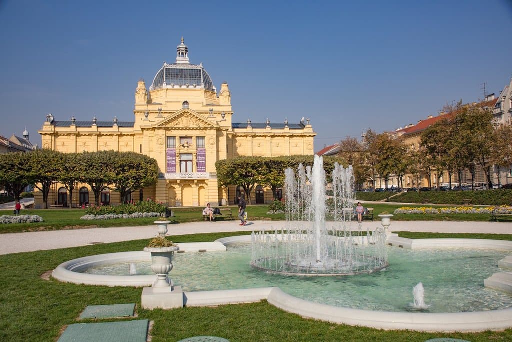 Art Pavilion