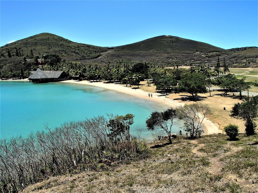 PUBLIC BEACH SECTION AND PARK
