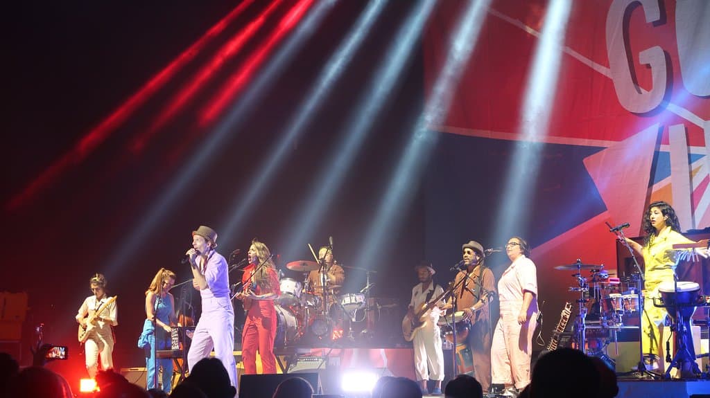 Jason Mraz & Raining Jane