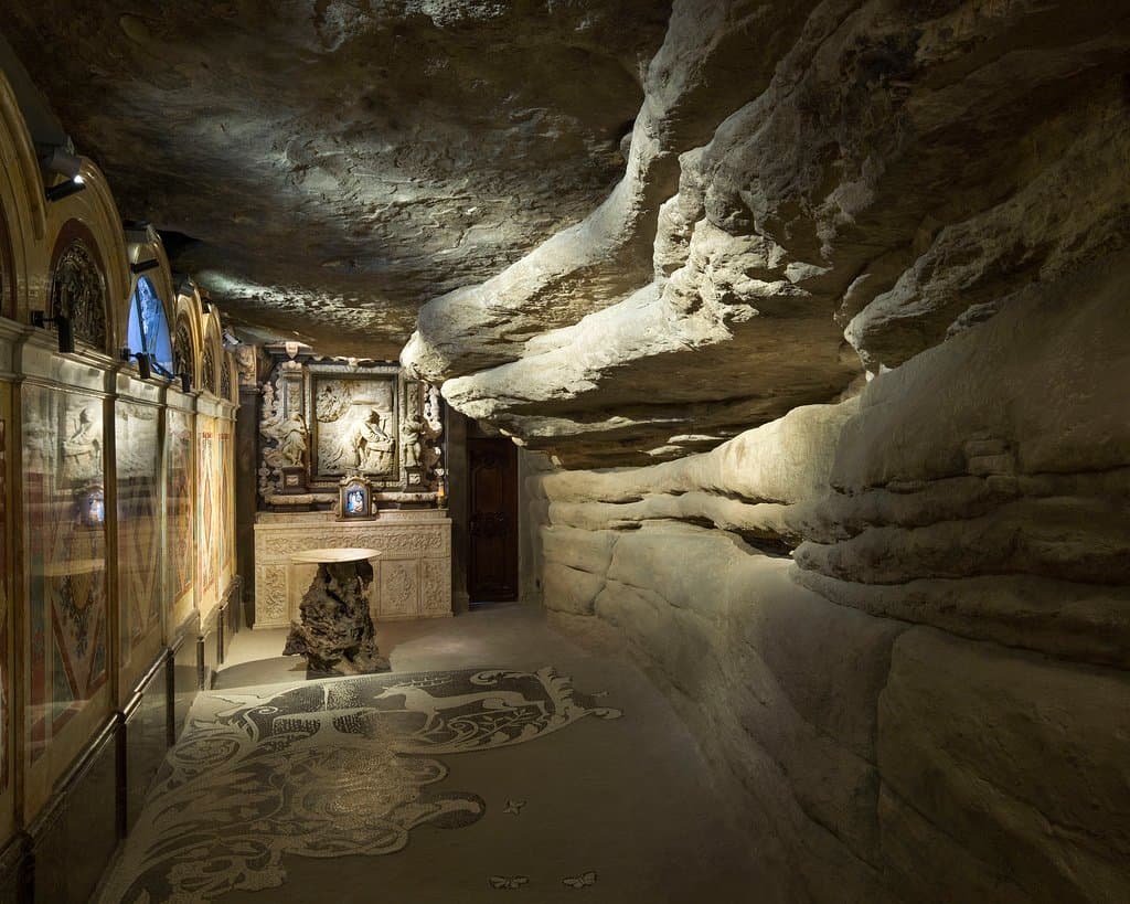 Cova de Sant Ignasi Sanctuary