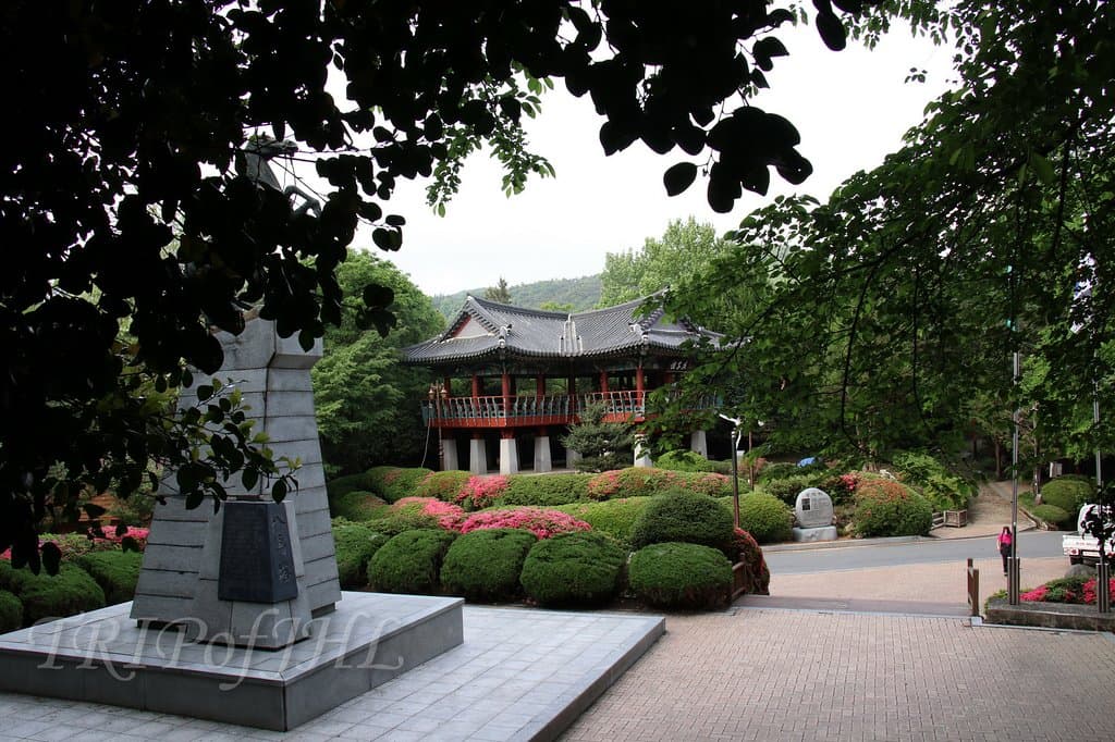 Jukdobong Park