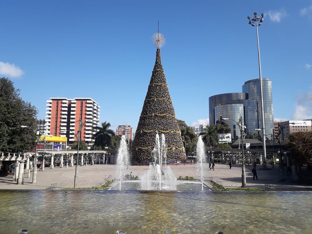 Plaza del Obelisco en Ciudad de Guatemala.