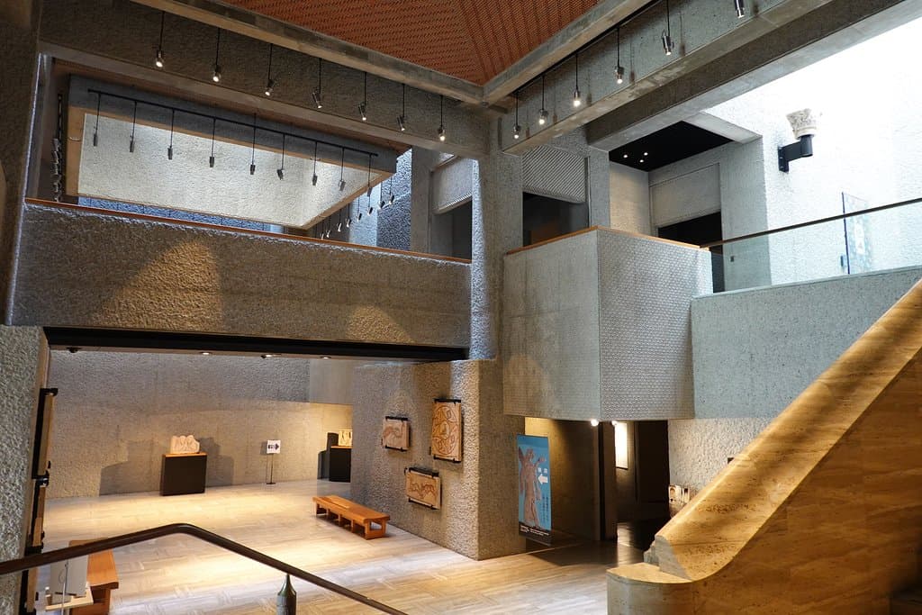 岡山市立オリエント美術館