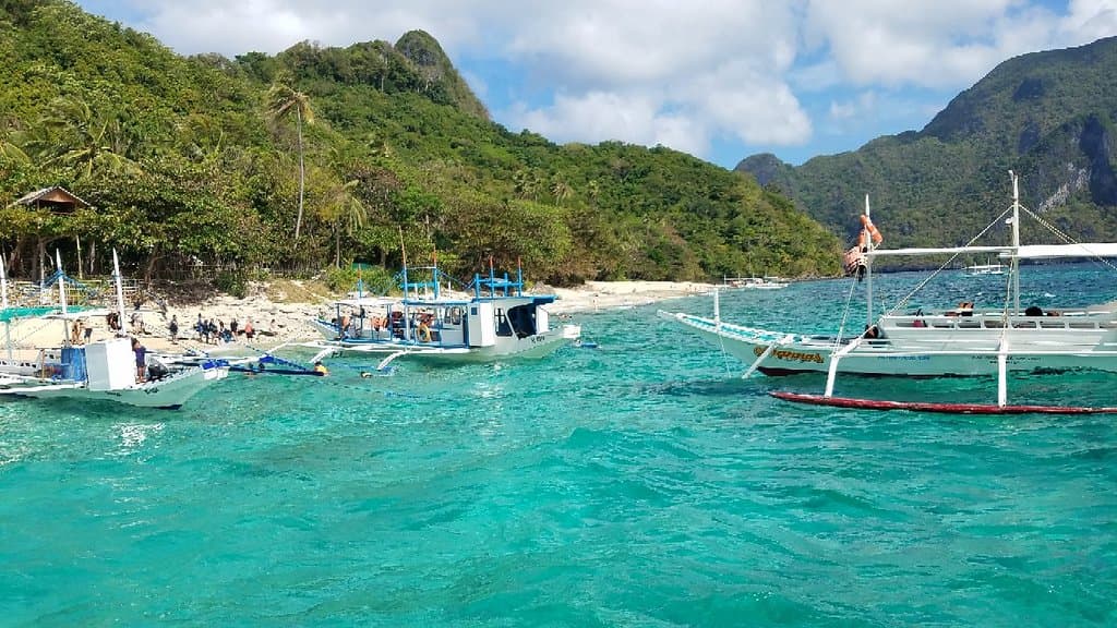 Seven Commandos Beach El Nido