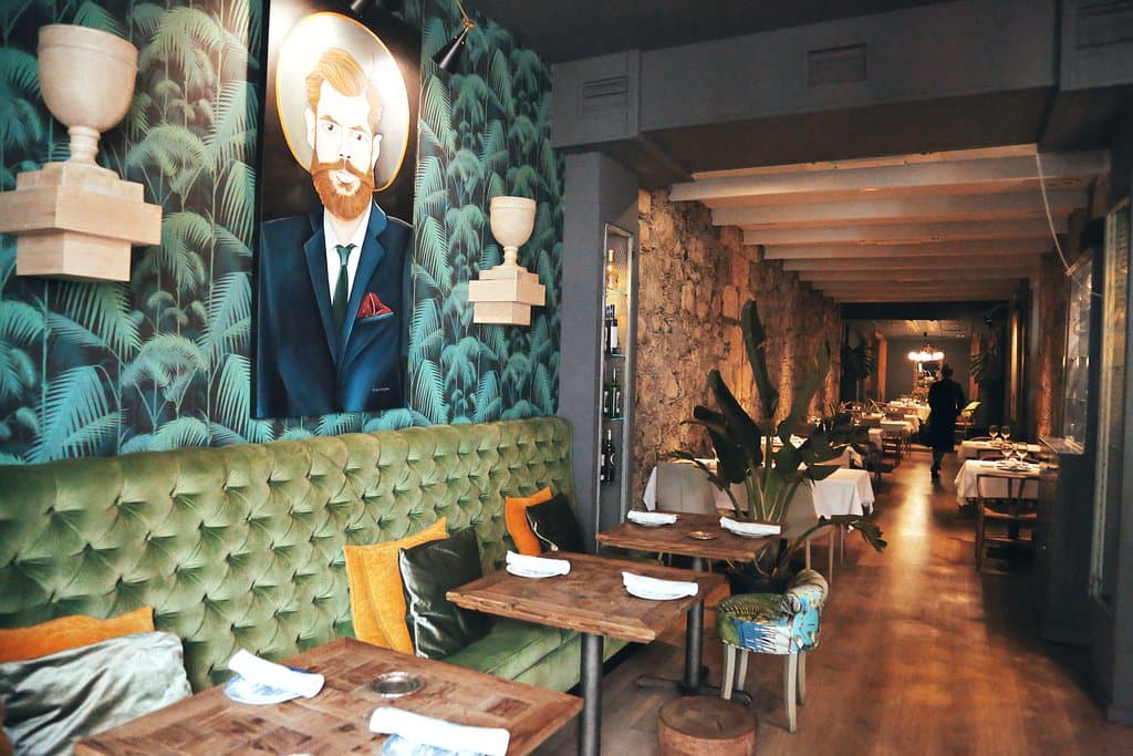 El Santo Restaurante: Nuestra sala preparada para el servicio.