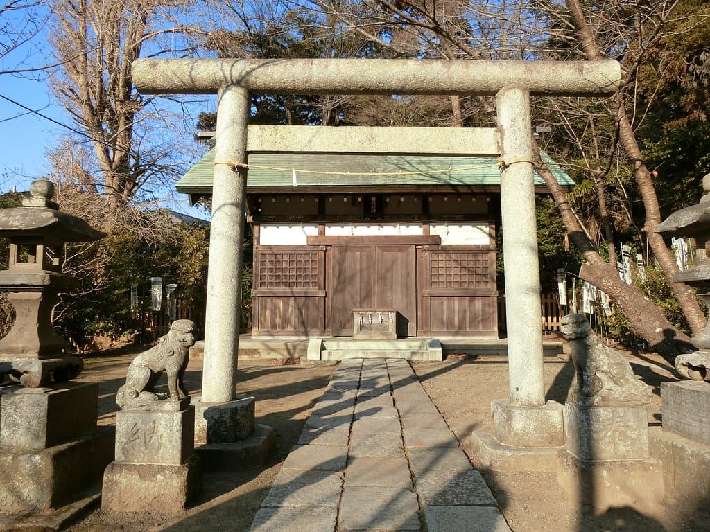白旗神社正面