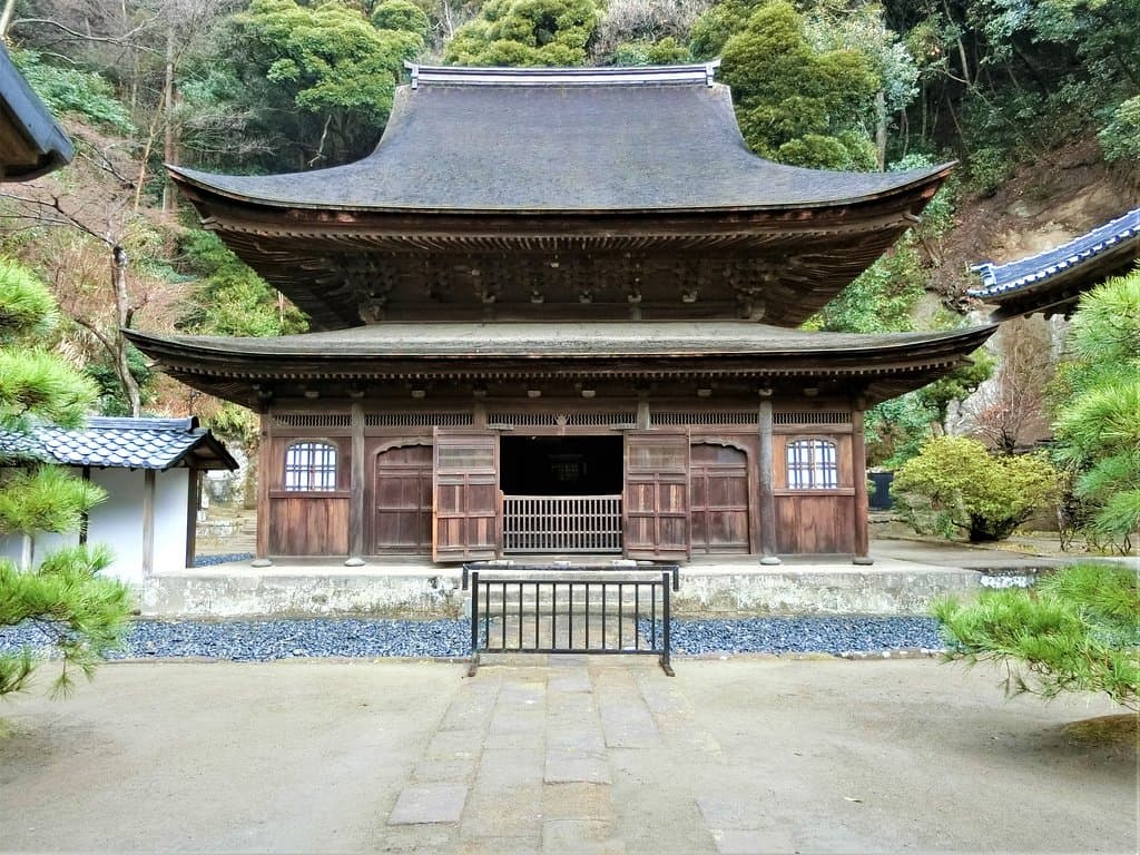 国宝舎利殿