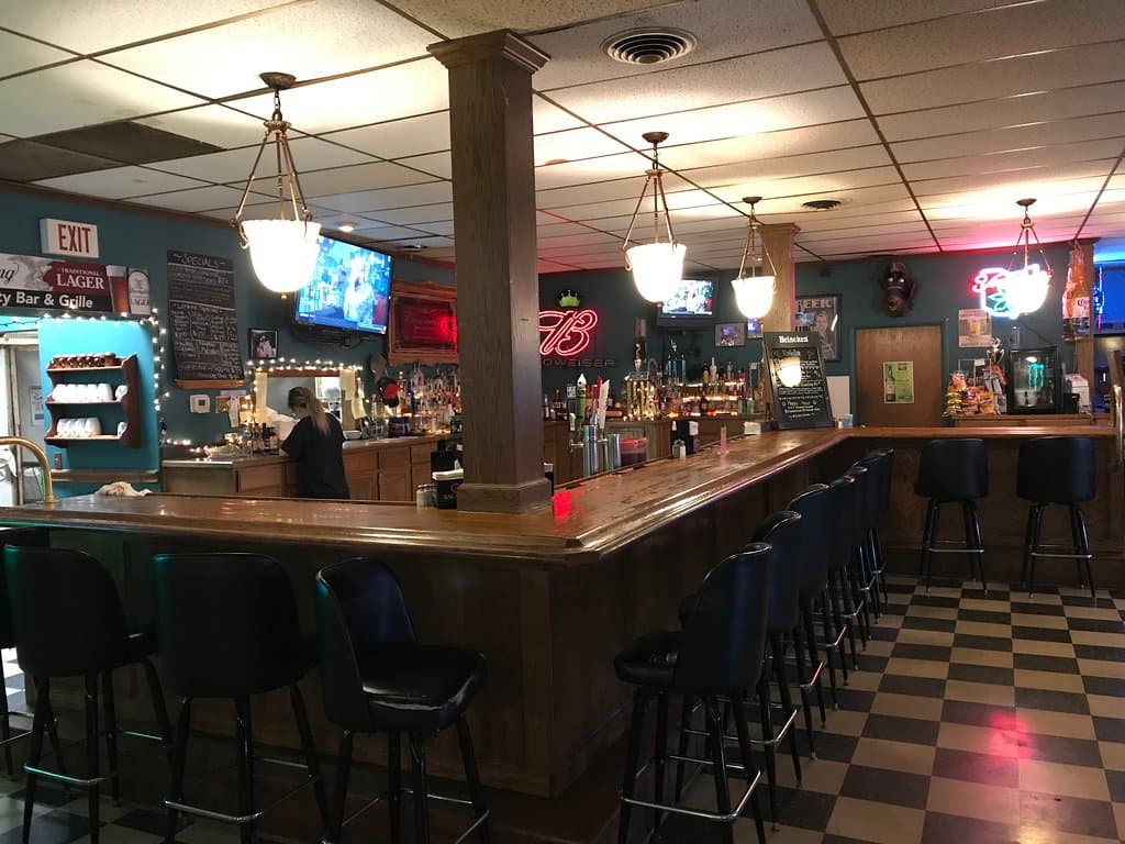 River City Bar & Grille