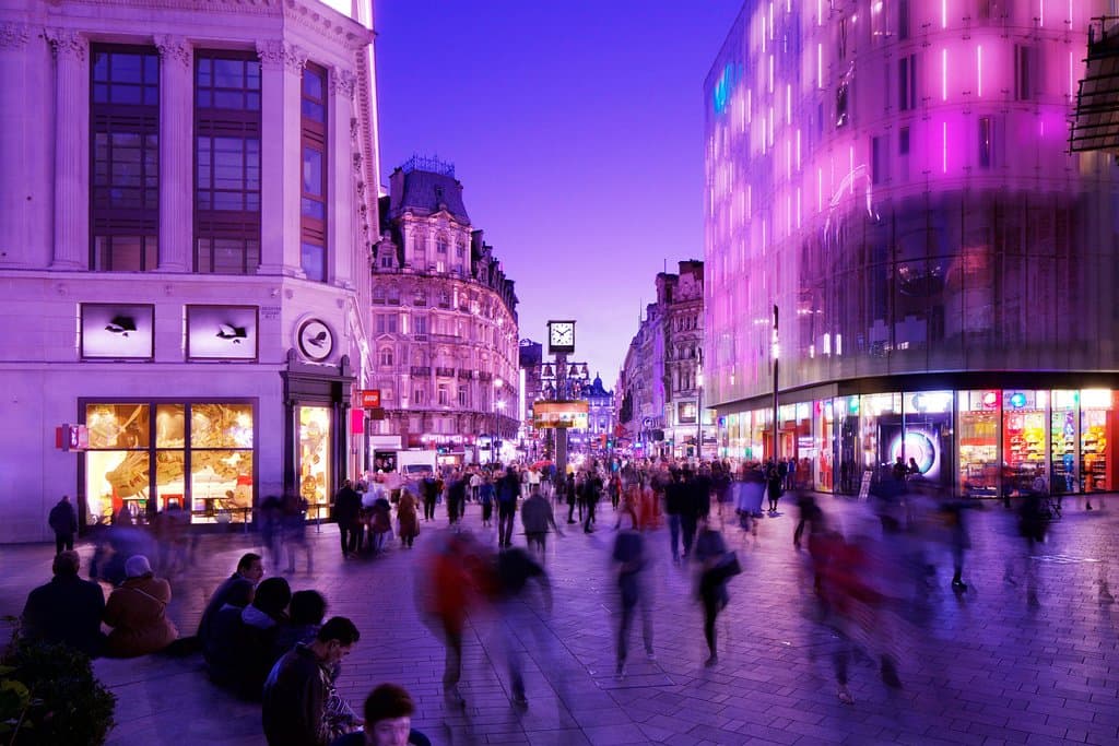 Leicester Square, Swiss Court, North Terrace
