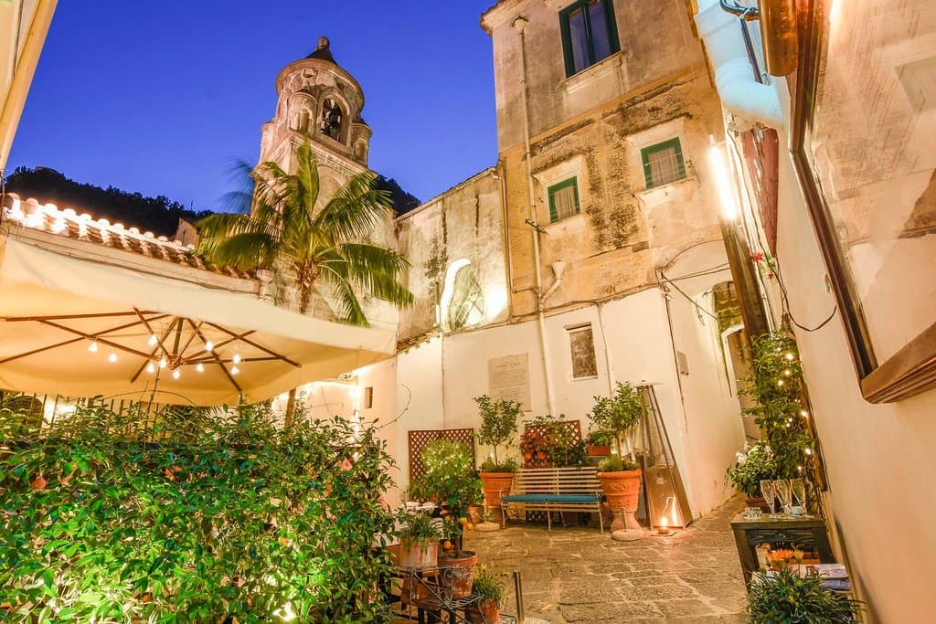 Piazzetta - little square