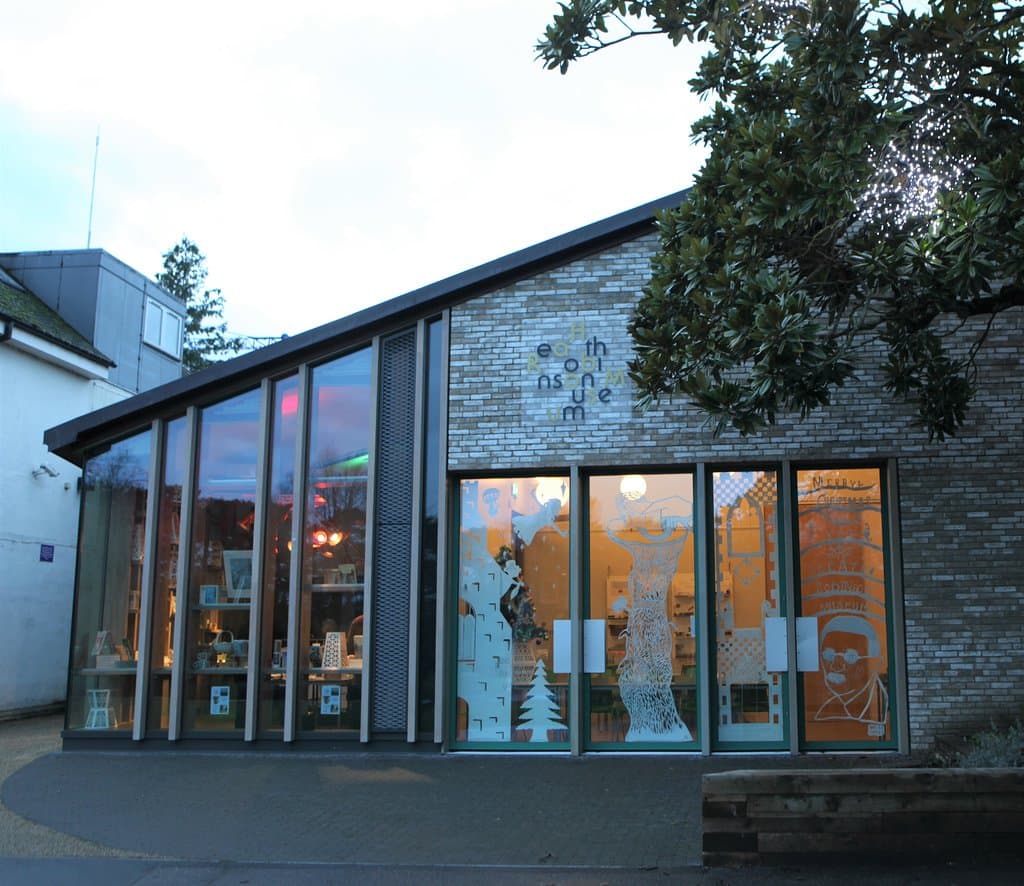 Looking into Museum from Memorial Park in Pinner