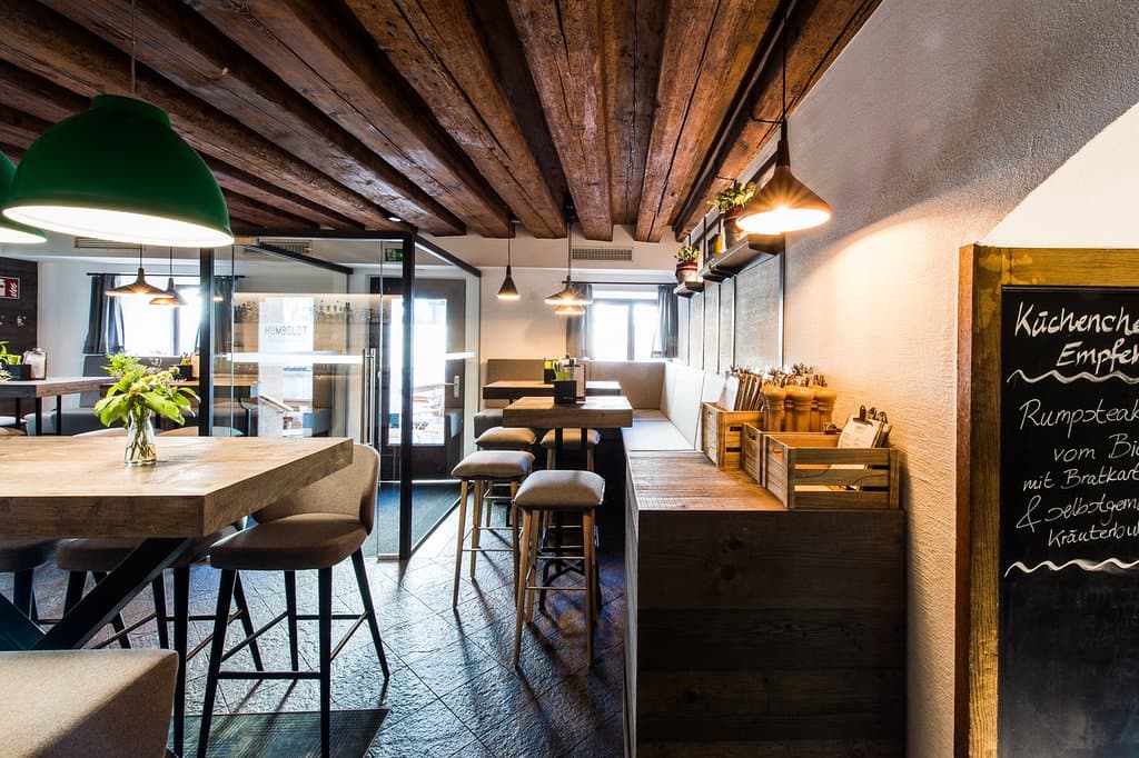 Bar-Bereich / Eingang