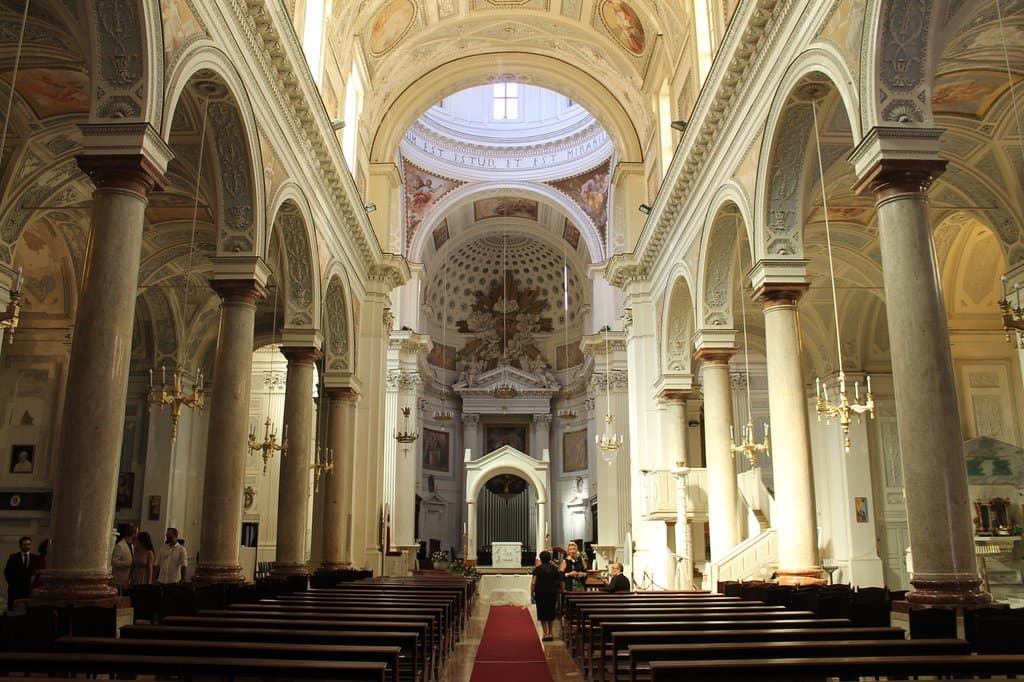 Interno Cattedrale di San Lorenzo