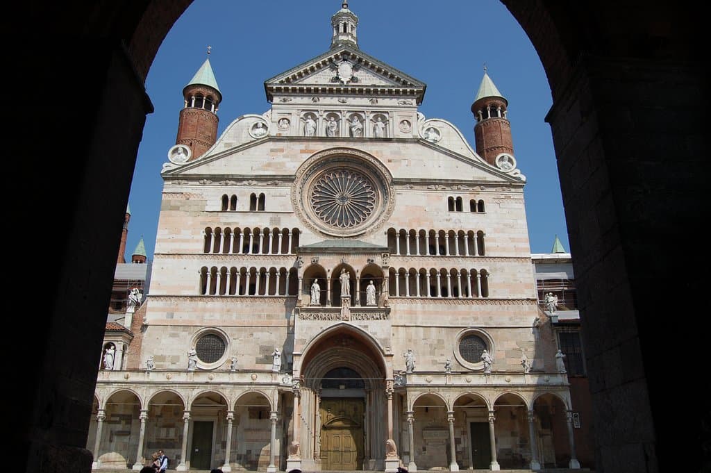 Facciata del Duomo di Cremona