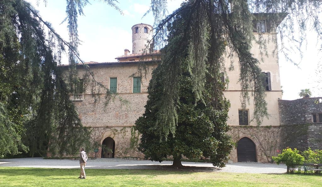 Castello della Manta
