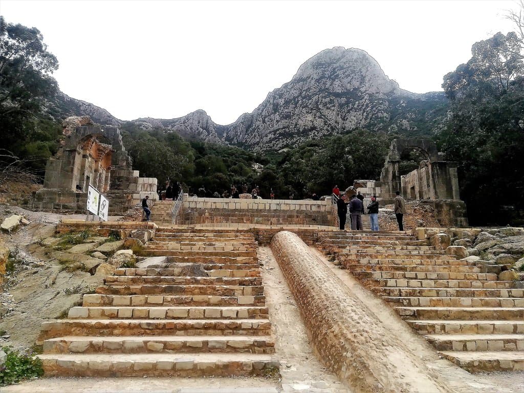 La scalinata che porta al Tempio