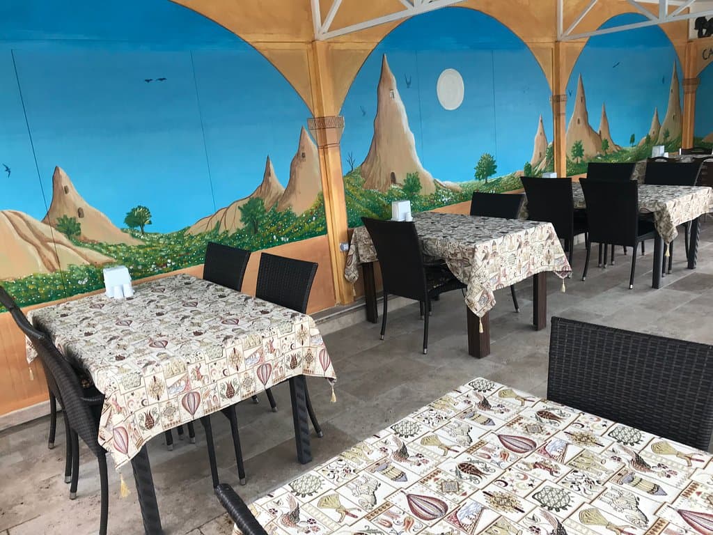 inside the restaurant / restoran iç görünüm