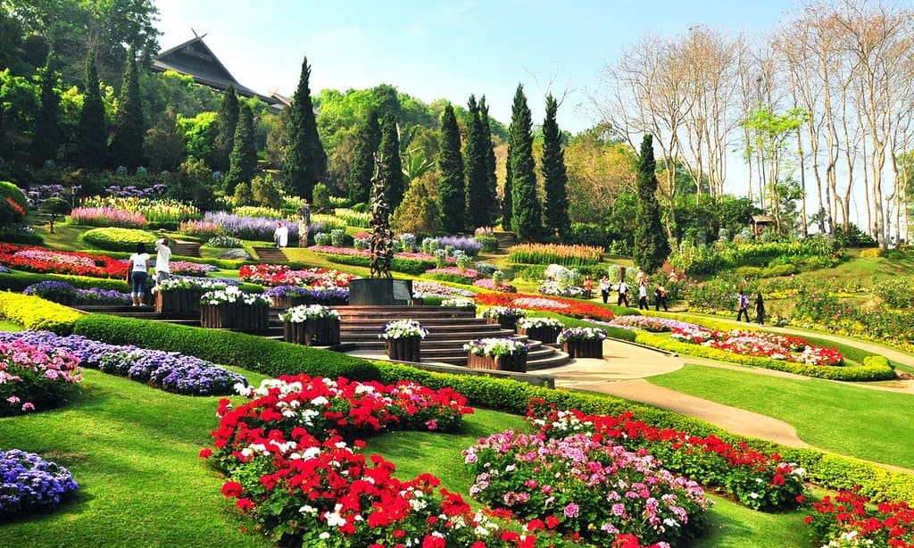 สถานที่ท่องเที่ยวถัดทางดอยช้างมูบ สวนรุกขชาติแม่ฟ้าหลวง ใครชอบธรรมชาติ ชอบดอกไม้สวยๆตามฤดูกาลแนะนำเลยค่ะ