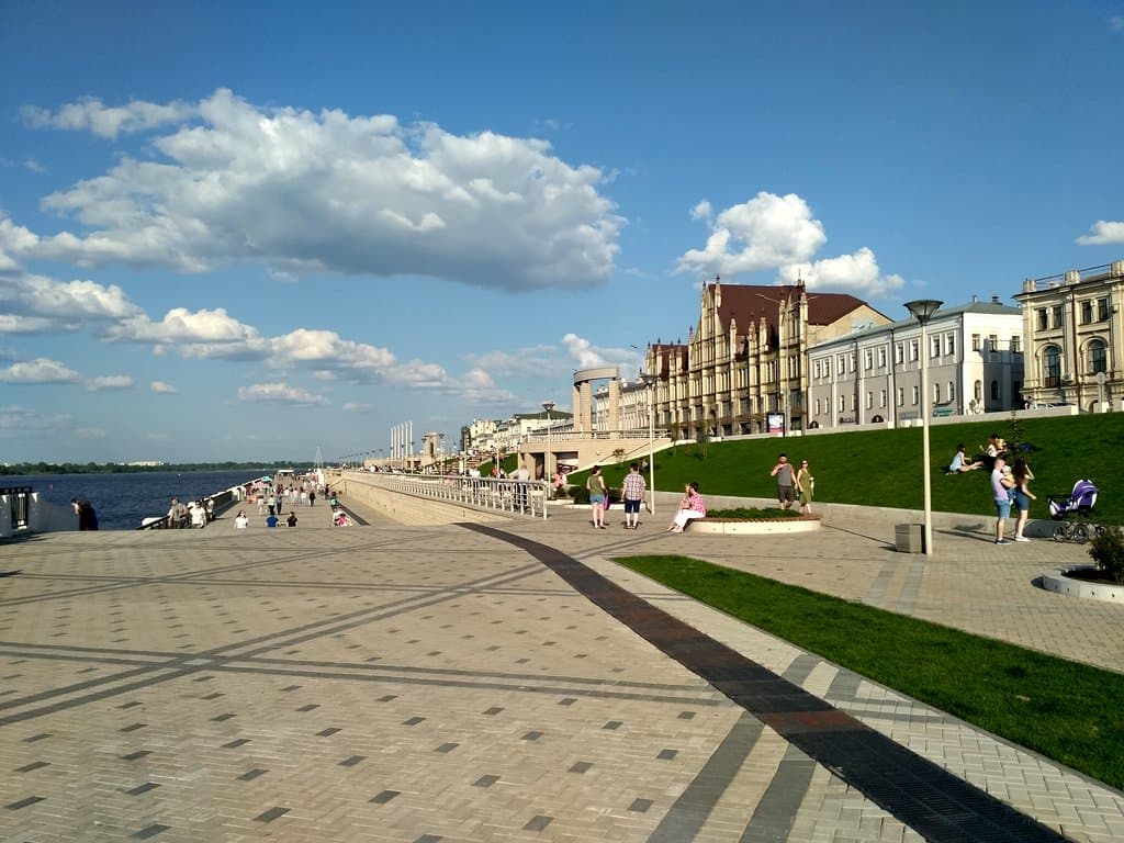 Прекрасно, но не хватает деревьев и их тени в жаркий летний день