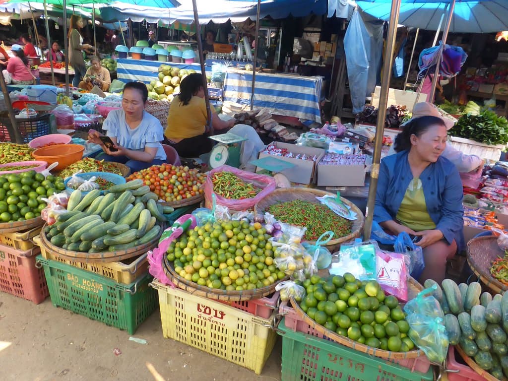Phosi Market　5