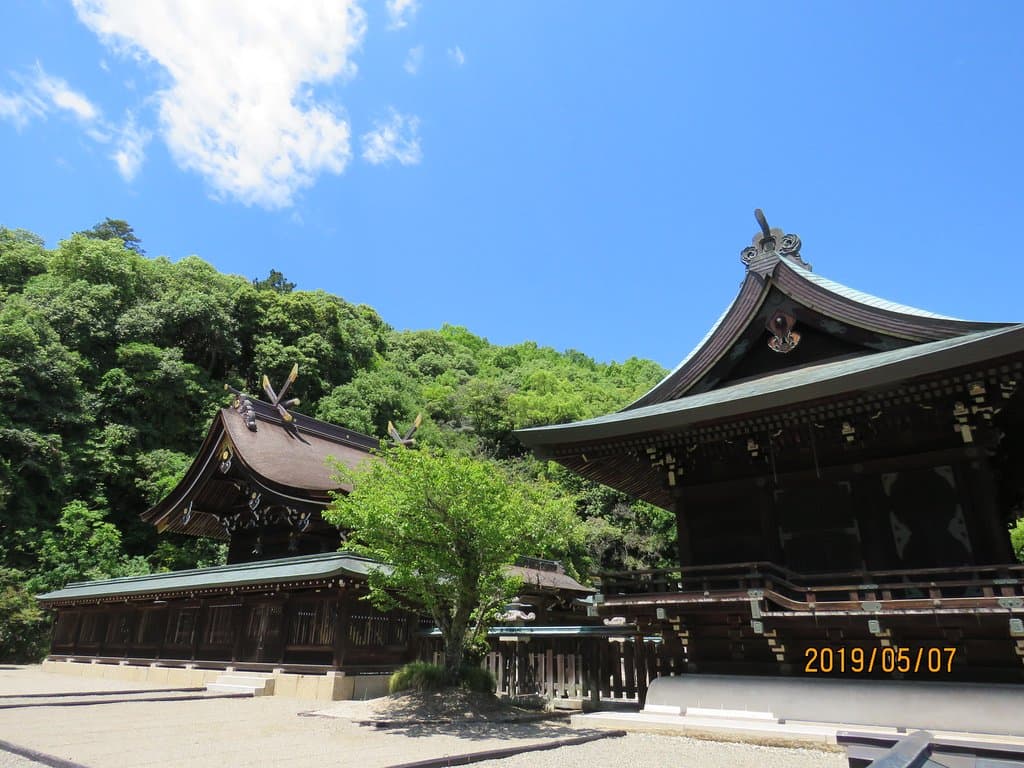 本殿・渡殿　景観一例