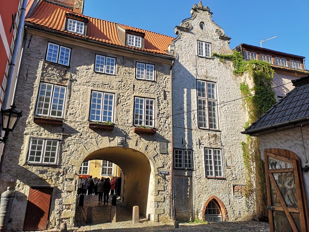 Памятник культуры "Шведские ворота"