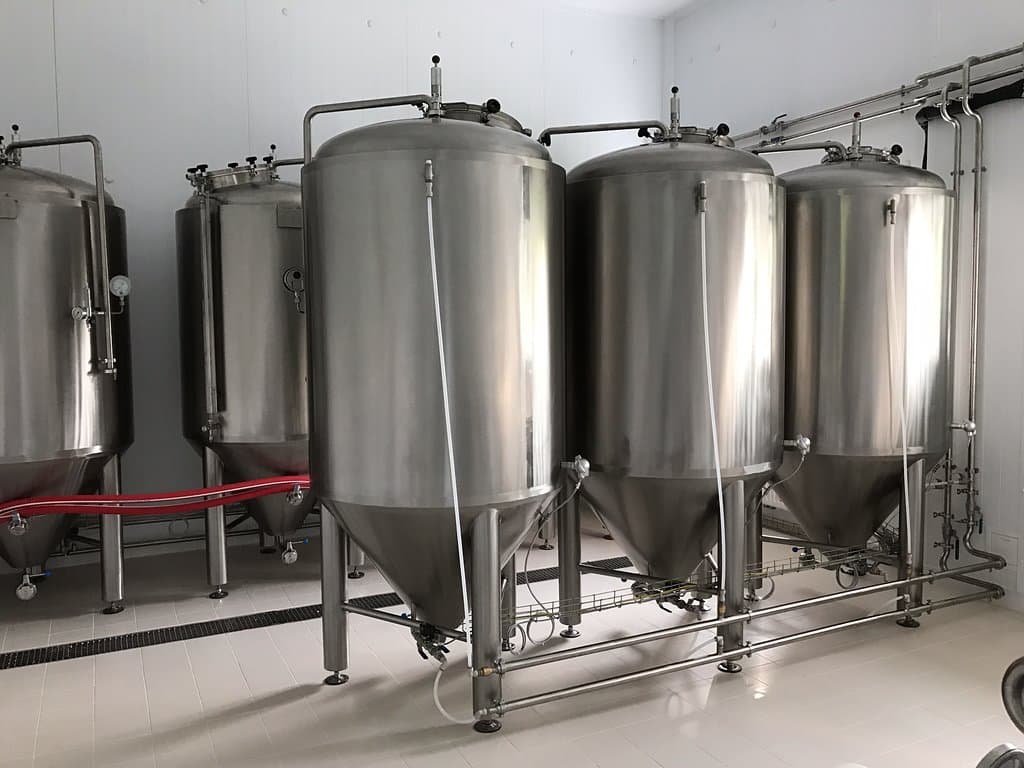 Leżakowania browaru czyli gdzie powstają te pyszne piwka. 