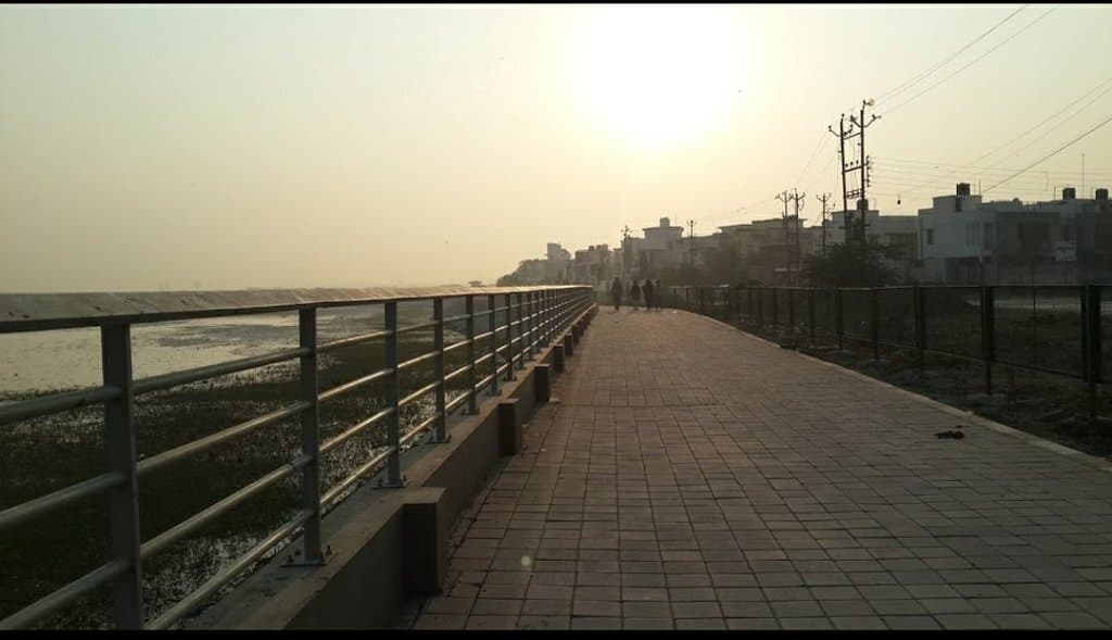 Harni Lake