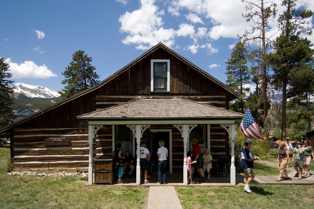 Edwin Carter Discovery Center & Museum