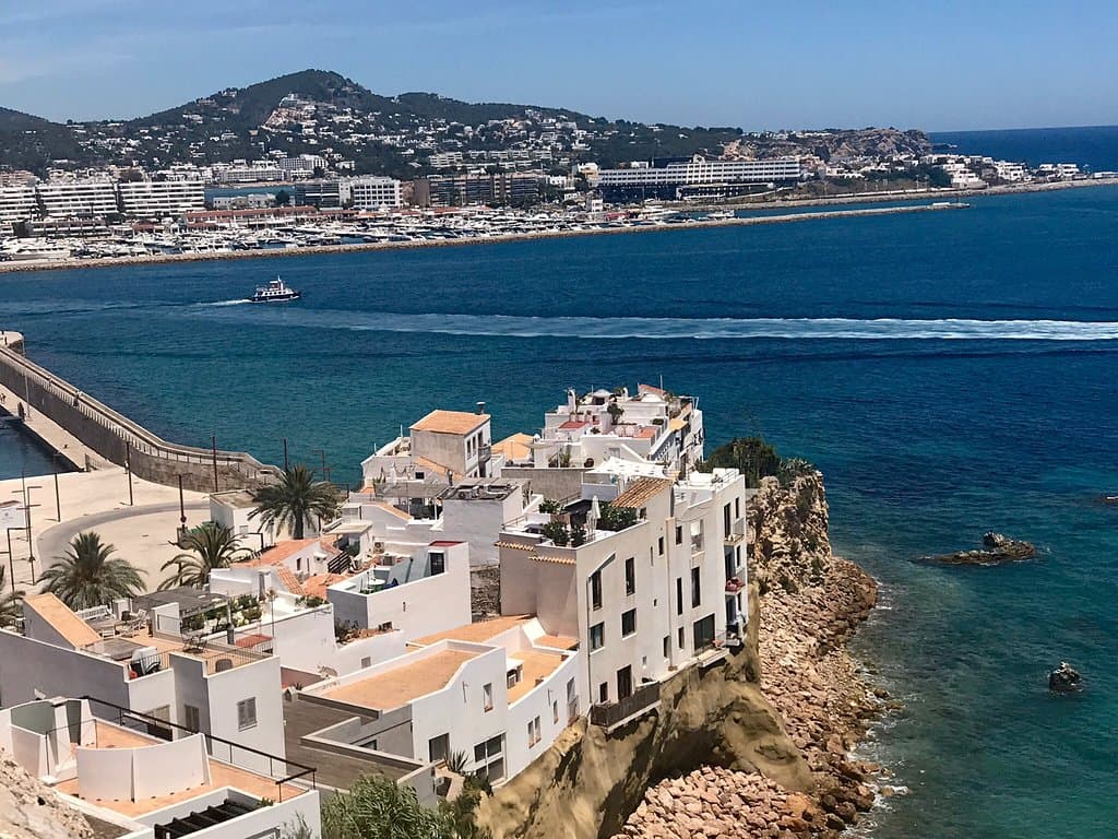 La Marina neighborhood