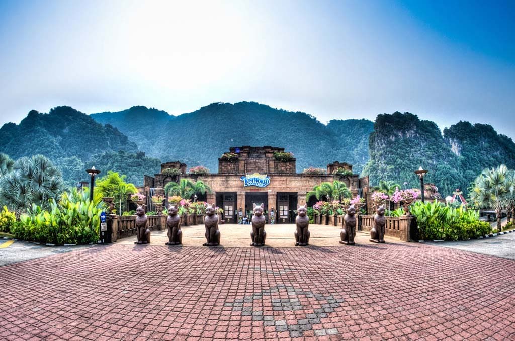 Lost World Of Tambun, Ipoh Theme Park Entrance