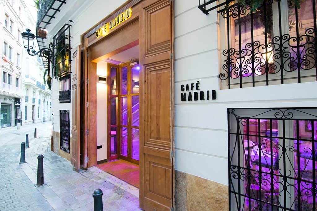 ¡Bienvenidos a Café Madrid Valencia!. Tu local de moda en el centro de València.