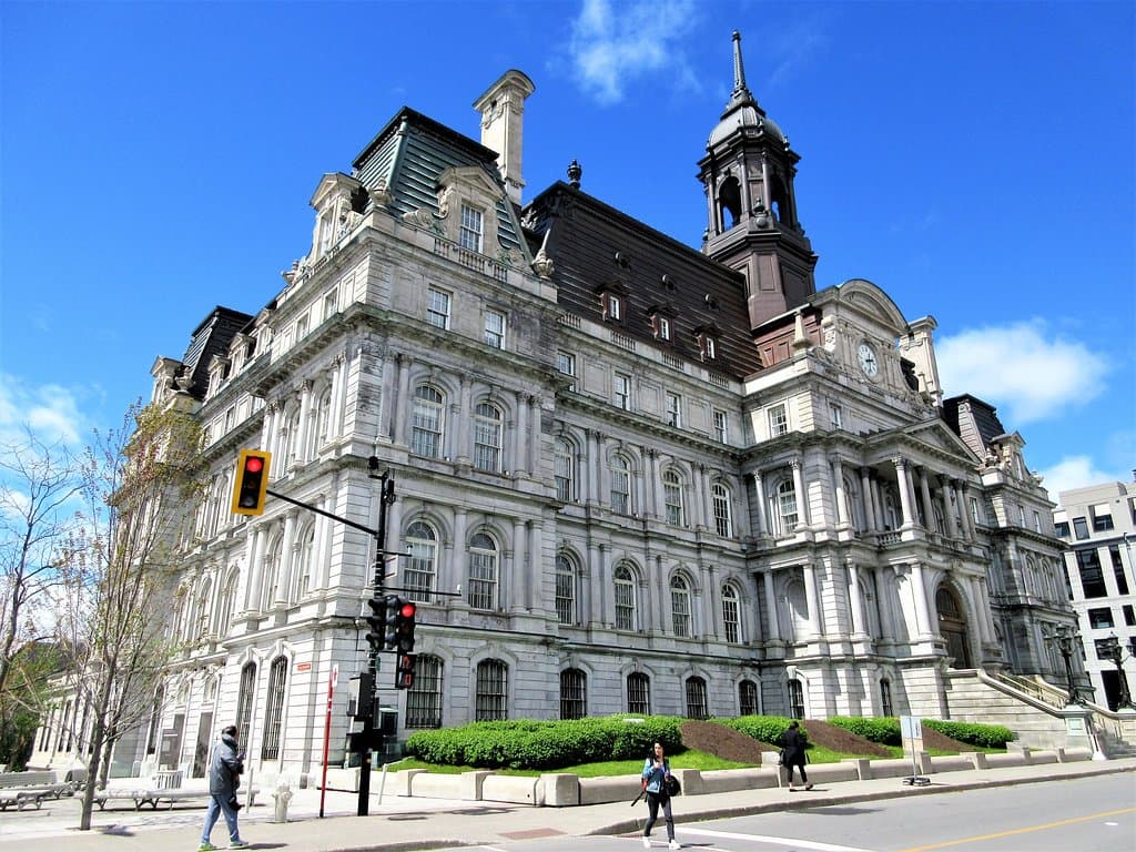 Le magnifique Hôtel de Ville de Montréal