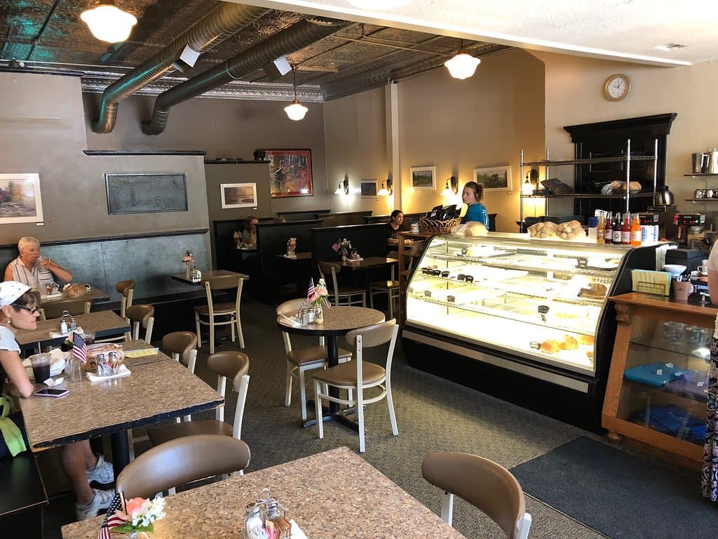 Blue Heron Restaurant and Café